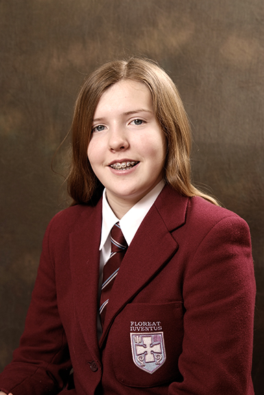 Professional photographer in Glasgow, School Portrait photographers in Glasgow, Girl portrait